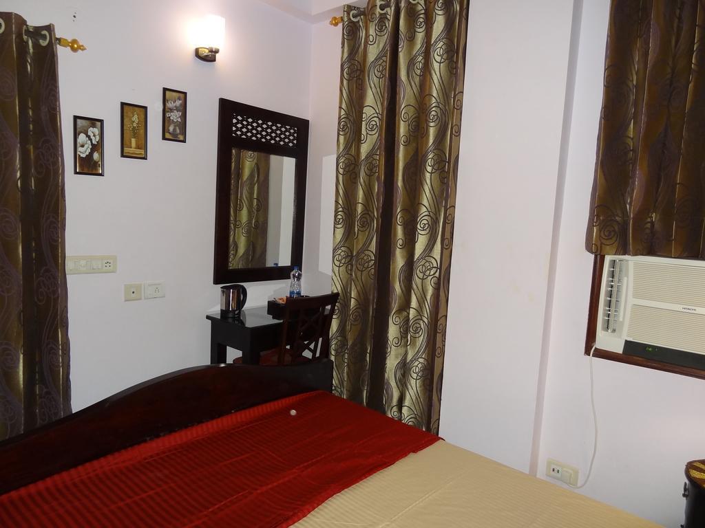 Tulsian Guest House & Apartments Jaipur Værelse billede